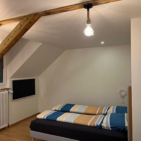 Studio Cosy Au Centre De Couvet Kültér fotó