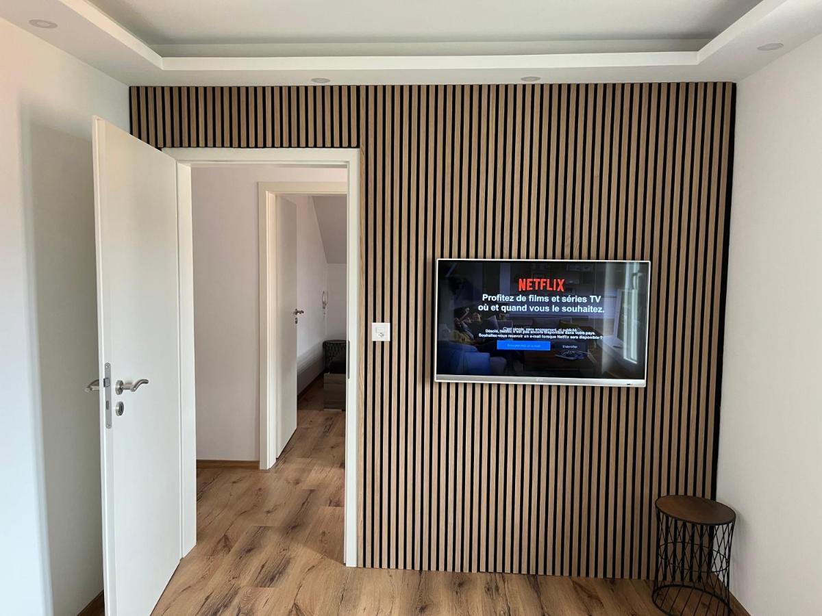 Studio Cosy Au Centre De Couvet Kültér fotó