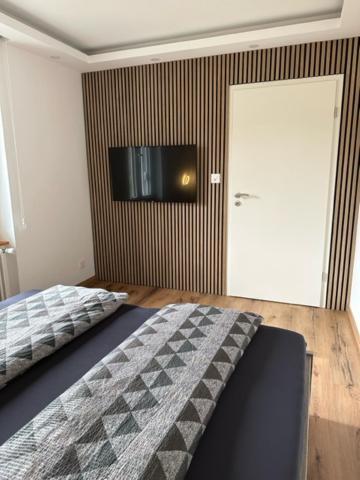 Studio Cosy Au Centre De Couvet Kültér fotó